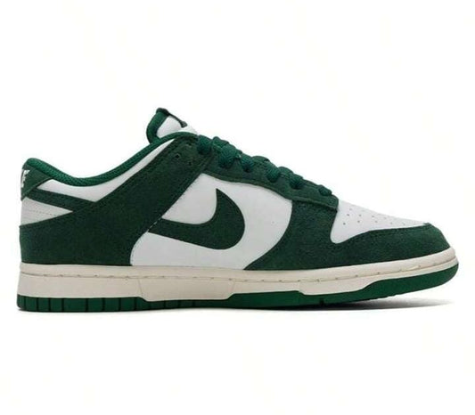 Nike Dunk Low- Bottle Green