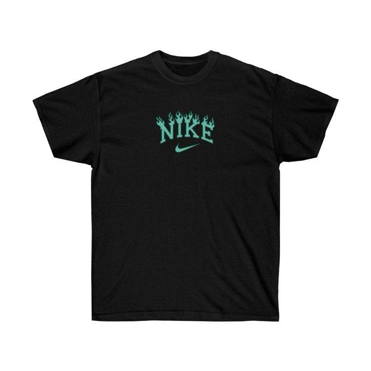 Nike Airmax Plus + Nike T-shirt Deal – Limited Stock!