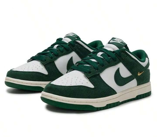 Nike Dunk Low- Bottle Green